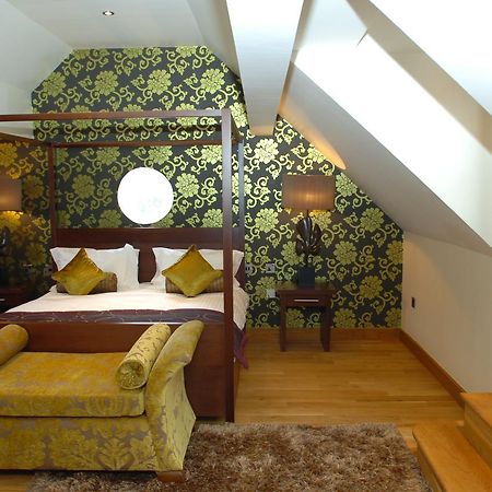 The Bear'S Paw Warmingham Exterior foto A suite at the hotel