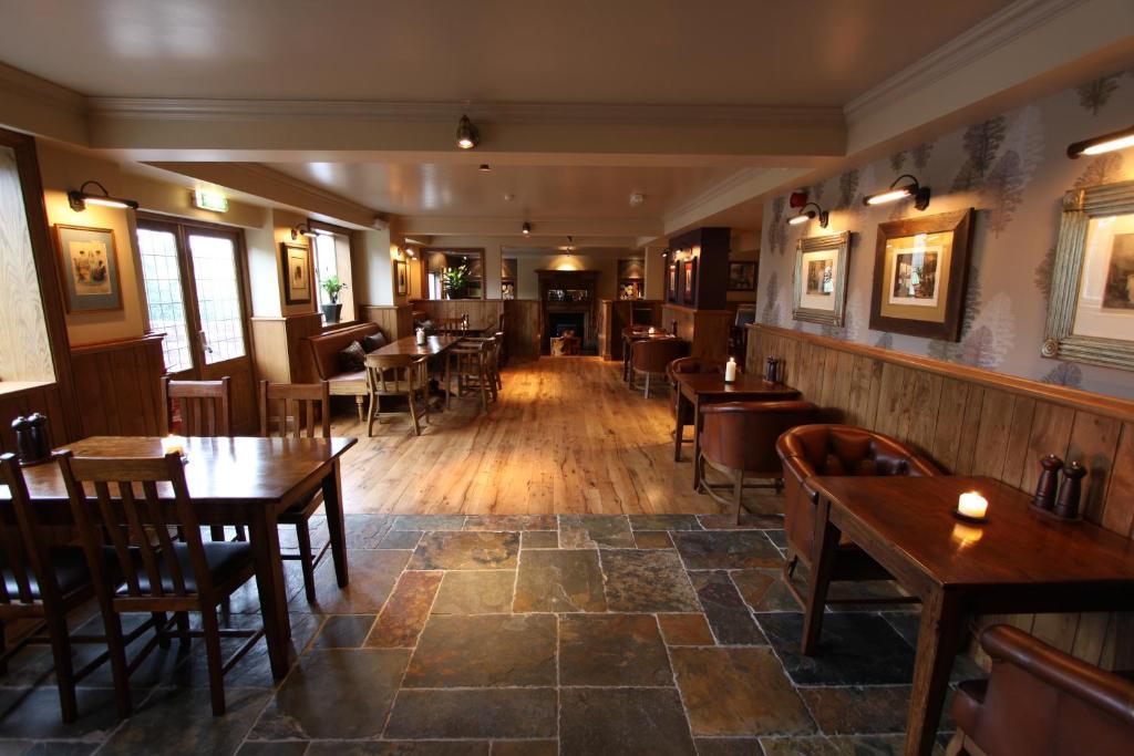 The Bear'S Paw Warmingham Exterior foto The interior of the pub
