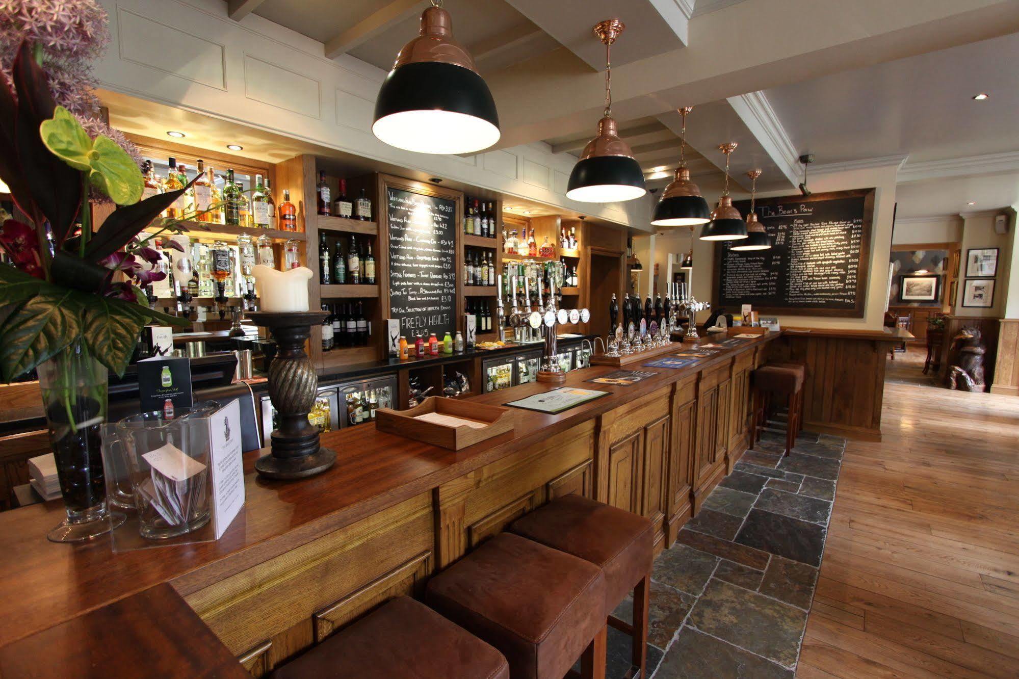 The Bear'S Paw Warmingham Exterior foto The bar at The Old Stamp House